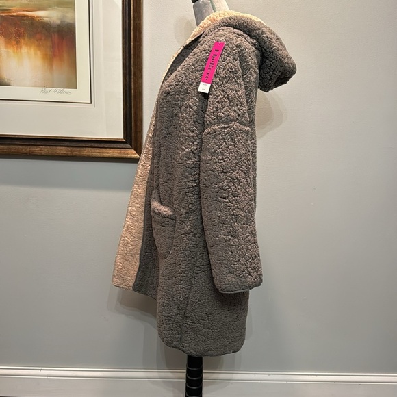 I Believe oversized warm and cozy jacket or sweater S/M NWT - Picture 4 of 12